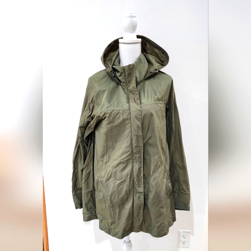 The Northface windbreaker